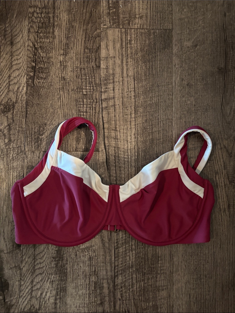 Abercrombie & Fitch Curve Love Bikini Top - Maroon with White Trim - Size XLarge